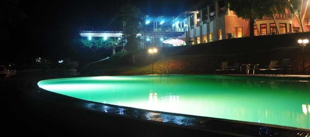 טרינקומאלה Welcombe Hotel מראה חיצוני תמונה