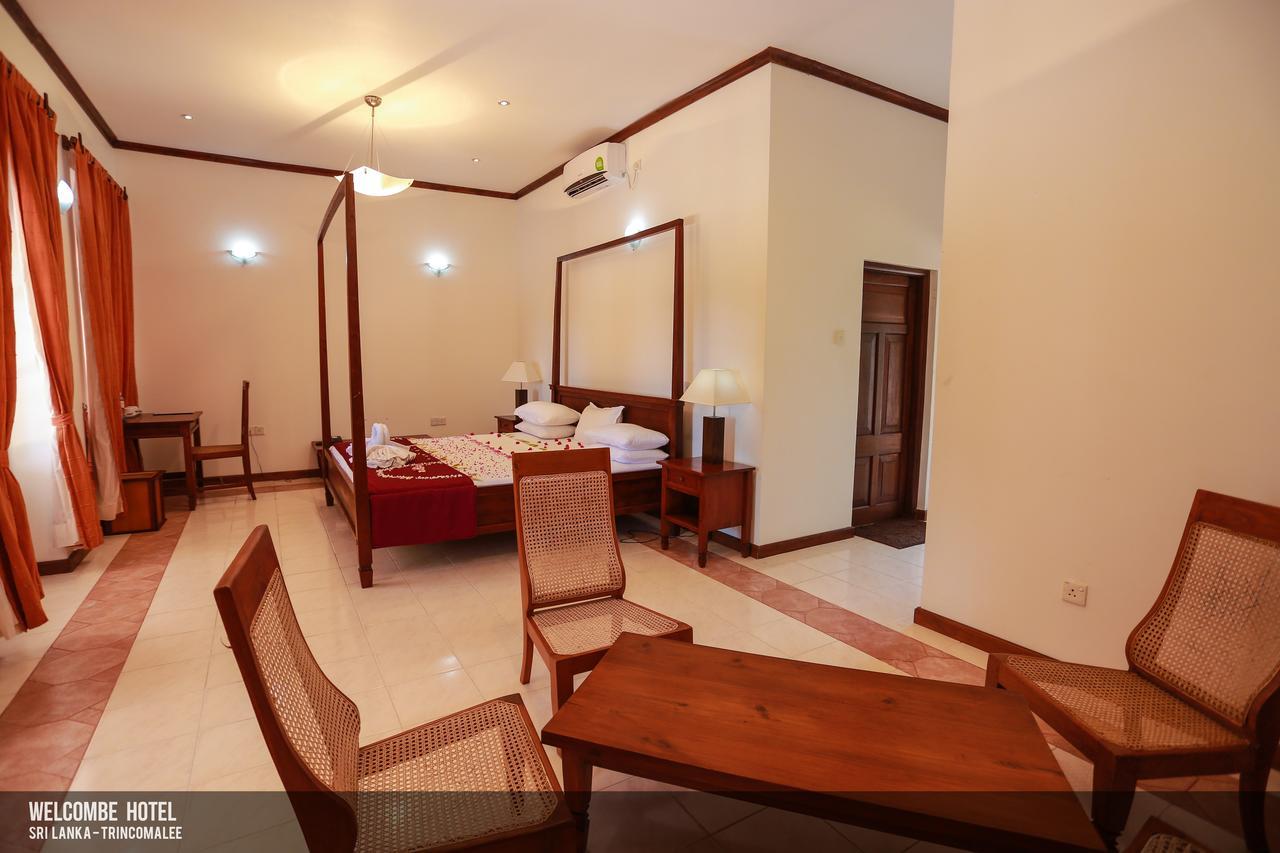 טרינקומאלה Welcombe Hotel מראה חיצוני תמונה
